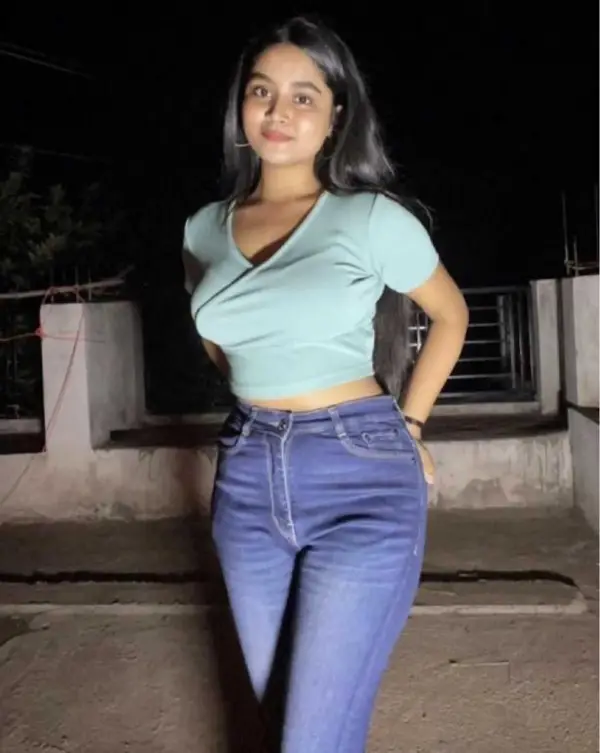 Model Girl Escort